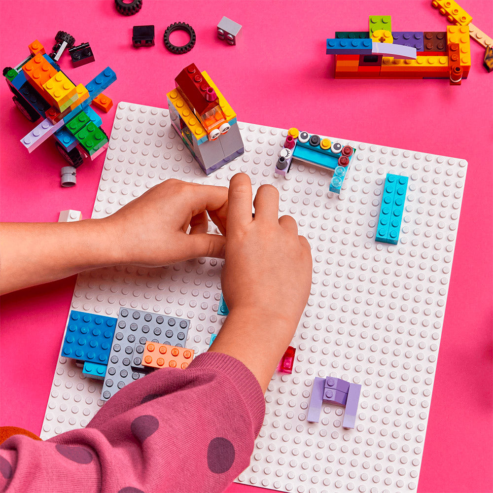 White Baseplate - LEGO® Classic 11026