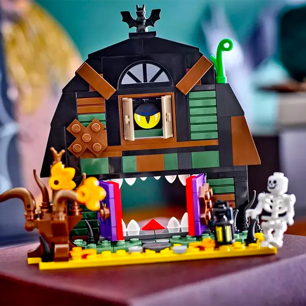 Halloween Barn - LEGO® Exclusive 40721