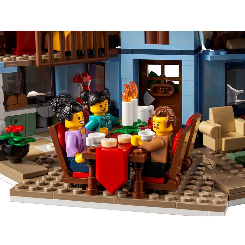 Santa’s Visit - LEGO® Seasonal 10293