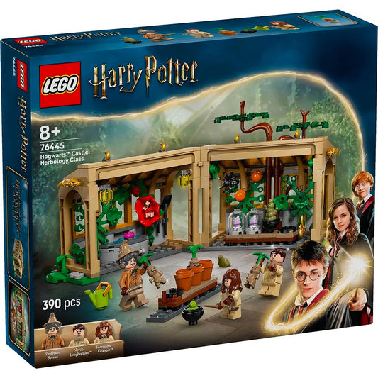 Hogwarts Castle: Herbology Class - LEGO® Harry Potter 76445