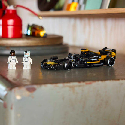 APXGP Team Race Car - LEGO® Speed Champions 77252